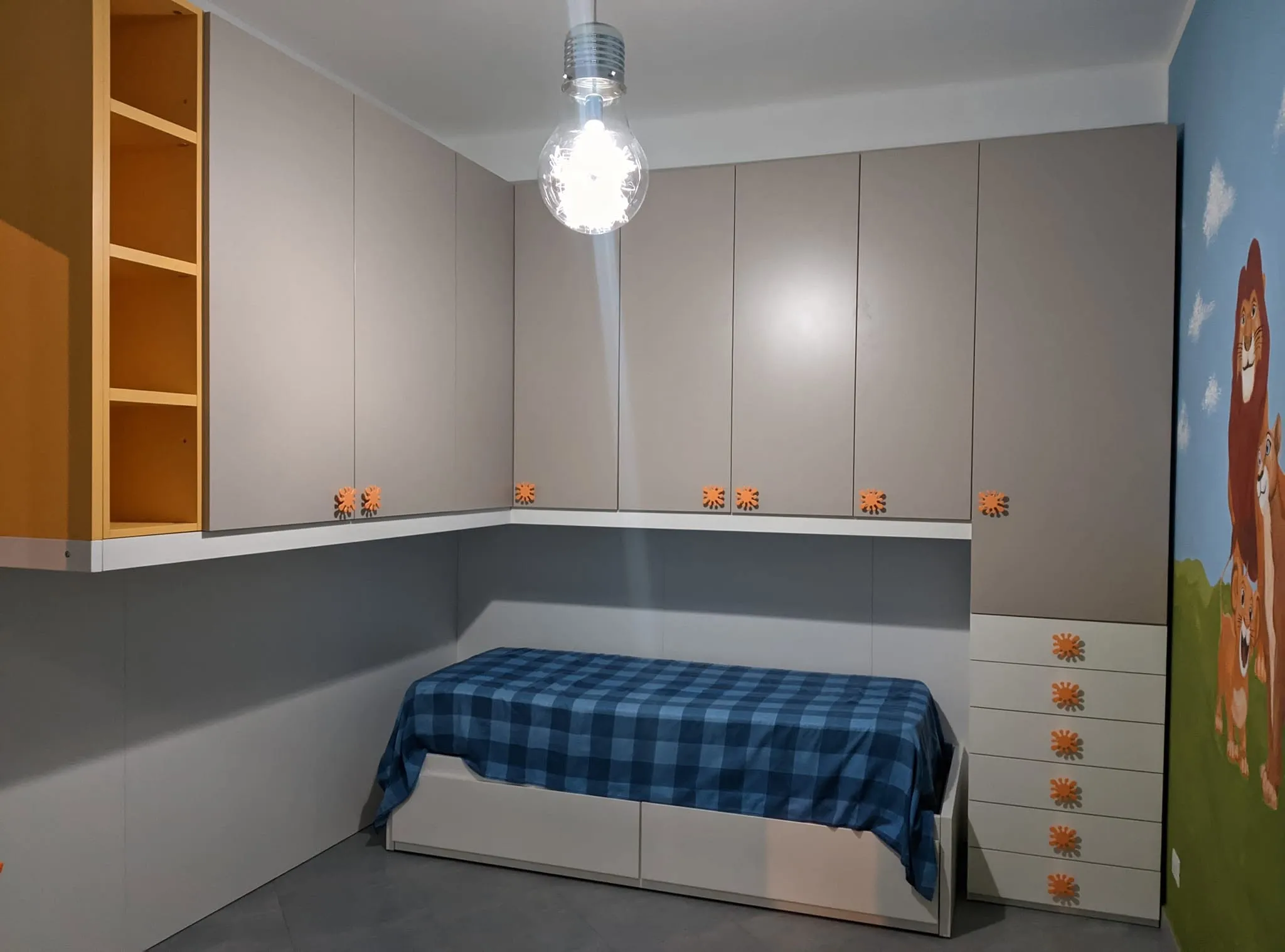 485105650 1206856268107814 4414777120004488656 N 11zon - Zona notte su misura, armadi e cabine armadio personalizzate | Quattroper