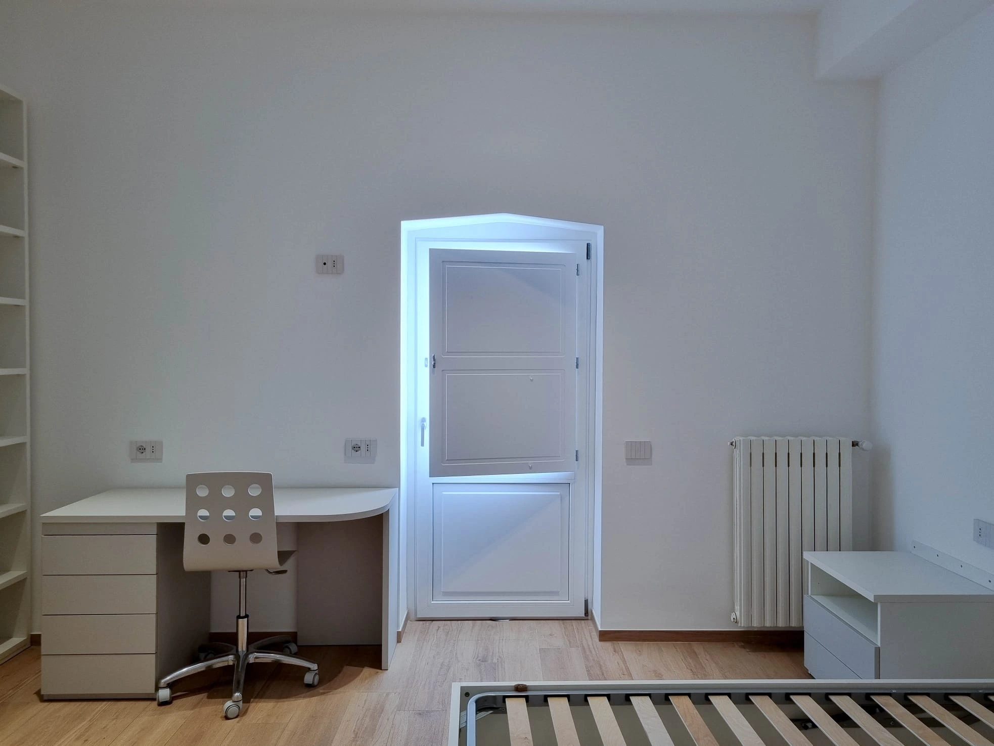 Camera8 - Zona notte su misura, armadi e cabine armadio personalizzate | Quattroper