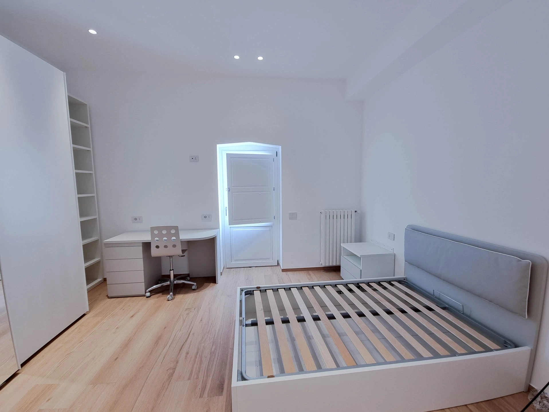 Camera9 - Zona notte su misura, armadi e cabine armadio personalizzate | Quattroper