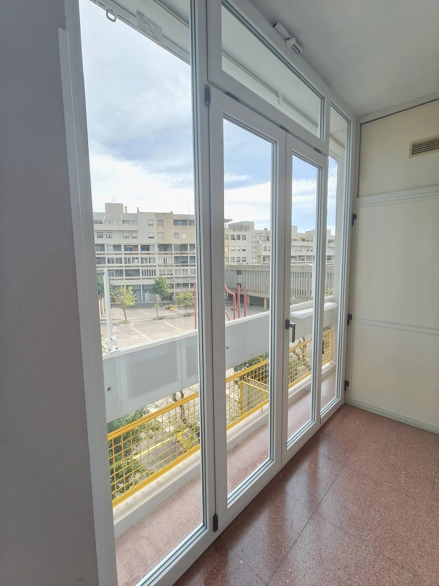 691214808 1569280728532031 5472297110340369534 N - Infissi in legno e legno-alluminio ad alto risparmio energetico | Quattroper