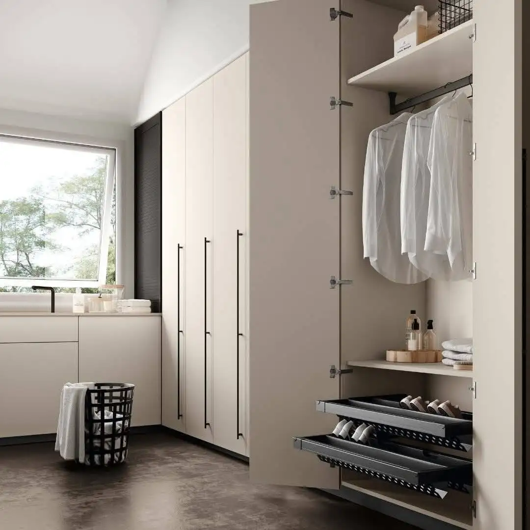 621237942 1478048864321885 3633644307568697460 N - Arredamento zona giorno, librerie e pareti attrezzate artigianali | Quattroper