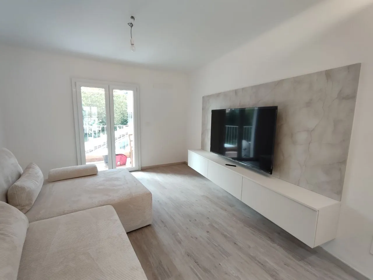 Living13 8 11zon - Arredamento zona giorno, librerie e pareti attrezzate artigianali | Quattroper